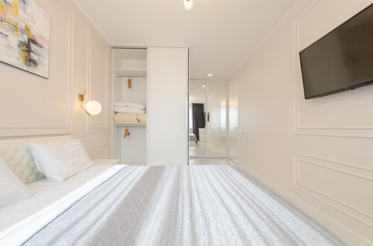 Petrovdom 13-141 In Rc New York Concept House With Bathroom Kiev Eksteriør billede